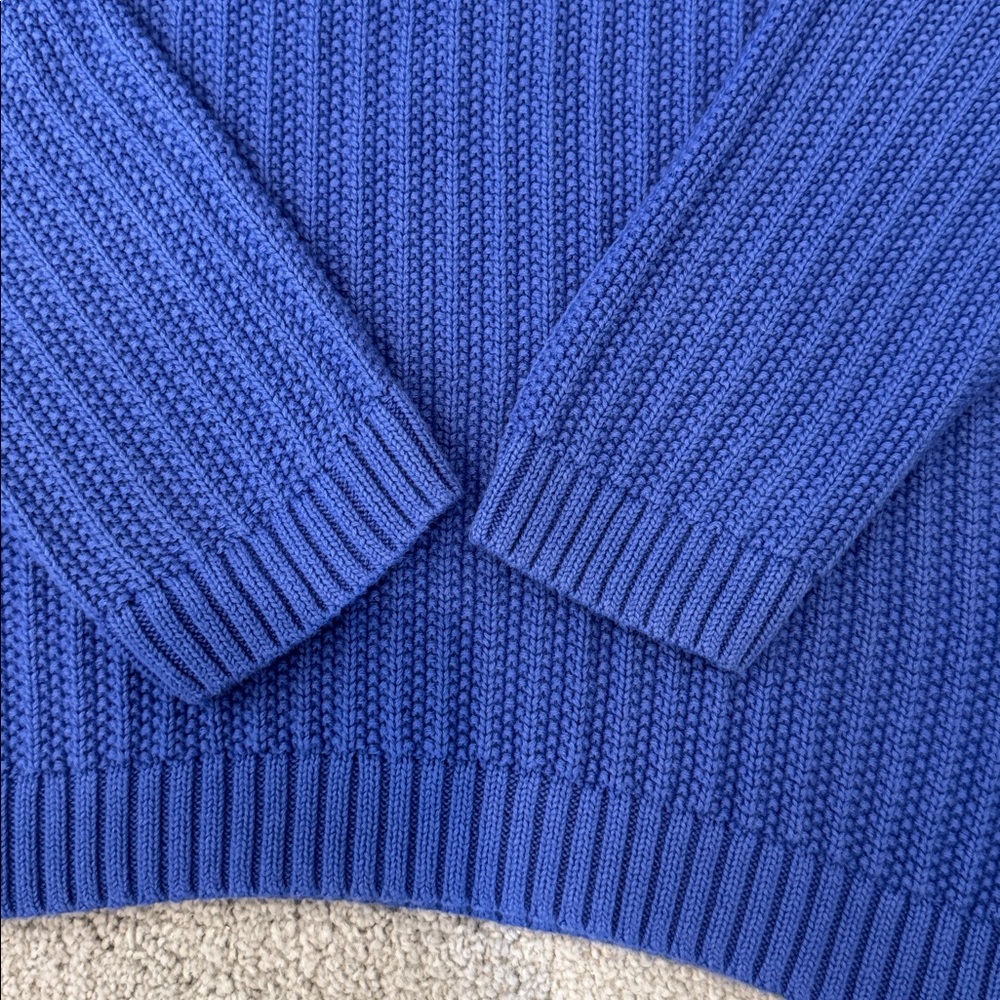 😊Talbots Royal Blue Button-Shoulder Sweater - Picture 4 of 5